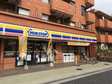 ミニストップ 杉並和泉町店