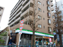 ファミリーマート 杉並成田東五丁目店