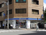 ローソン 石川町店
