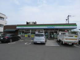 ファミリーマート 東村山富士見町店の画像1
