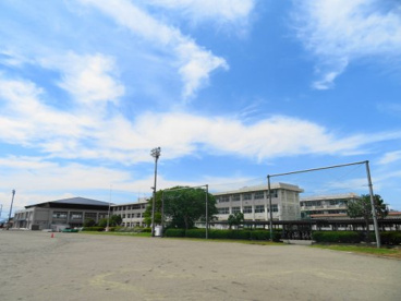 氏家中学校の画像3