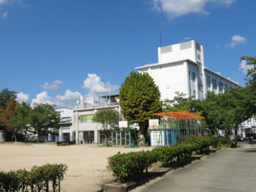 川西市立多田小学校の画像1