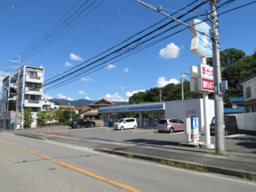 ローソン 川西矢問二丁目店の画像1