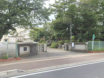 厚木市立厚木小学校の画像1