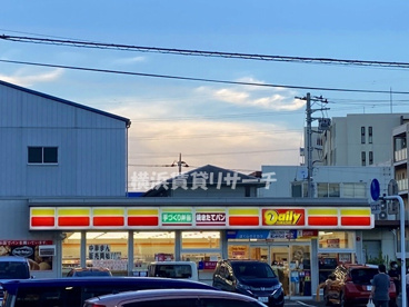 デイリーヤマザキ新羽駅前の画像1