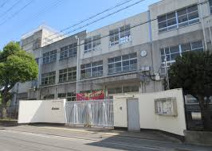 盾津東中学校