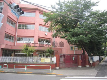 滝野川もみじ小学校の画像2