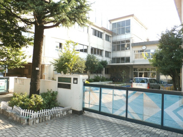 大岡山小学校の画像1