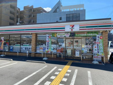 セブンイレブン 山科外環小野店の画像1
