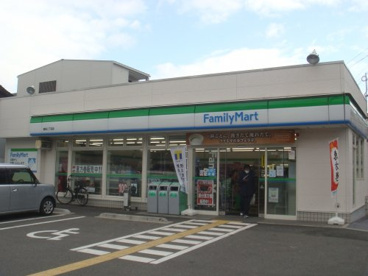ファミリーマート 鶴見安田二丁目店の画像1