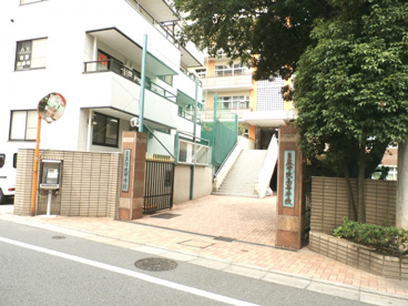 目黒学院高等学校の画像1