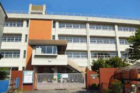柏原市立玉手中学校の画像1