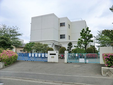 川崎市立片平小学校の画像1