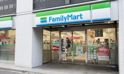 ファミリーマート 内神田鎌倉橋店の画像1