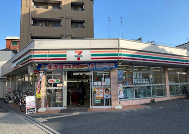セブンイレブン 大阪岸里東1丁目店の画像1