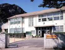 玉野市立築港小学校