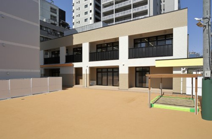 私立にじいろ保育園海岸三丁目の画像1