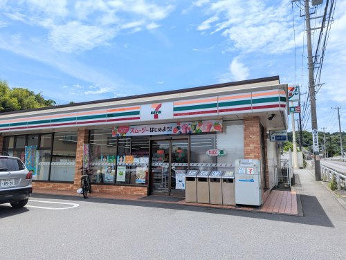 セブンイレブン 横浜朝比奈インター店