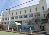 稗田小学校