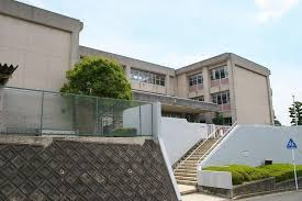 生駒市立光明中学校の画像1