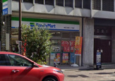 ファミリーマート 神田三崎町二丁目店