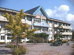 岩美町立岩美西小学校の画像1