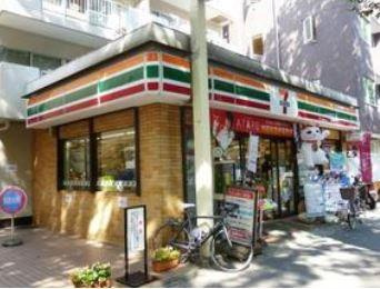 セブンイレブン 上北沢5丁目店の画像1