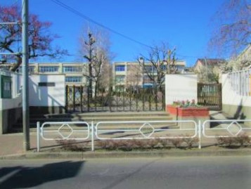 立川市立柏小学校の画像1