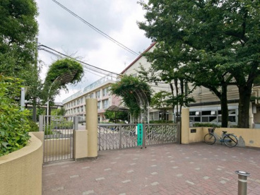練馬区立関町北小学校の画像1
