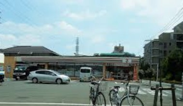 セブンイレブン 小平小川上宿店の画像1