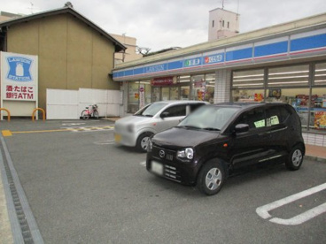 ローソン 山科四ノ宮垣ノ内町店の画像1