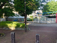 石川町二丁目第三児童公園