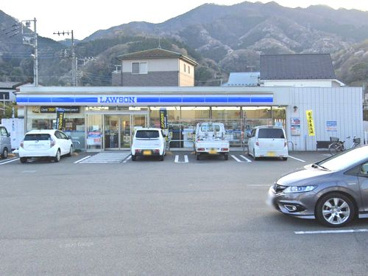 ローソン愛川田代店の画像1