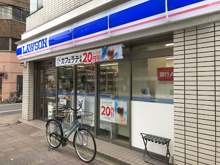 コンビニエンスストア ローソン 大森北八幡通店