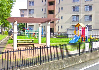 下津屋団地公園の画像1