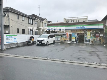 ファミリーマート 大岡三丁目店の画像1