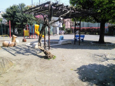 市野倉北児童公園の画像1