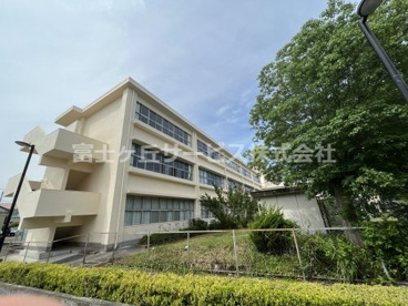 牧之原市立川崎小学校の画像1
