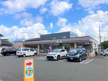 セブンイレブン 静岡竜南1丁目店の画像1