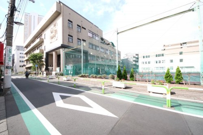 荒川区立ひぐらし小学校の画像1
