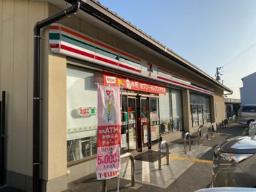 セブンイレブン 梅小路公園西店の画像1