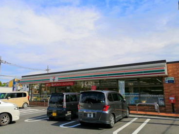 セブンイレブン さむかわ中央公園前店の画像1