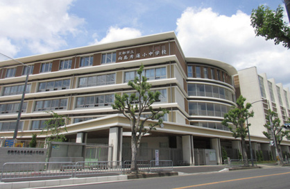 京都市立向島秀蓮小中学校の画像1