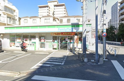 ファミリーマート TKD亀戸中之橋店の画像1