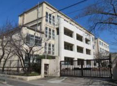 京都市立桃陵中学校の画像1
