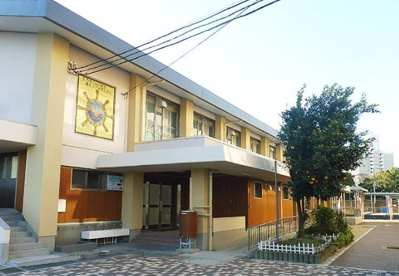 京都市立向島藤の木小学校の画像1