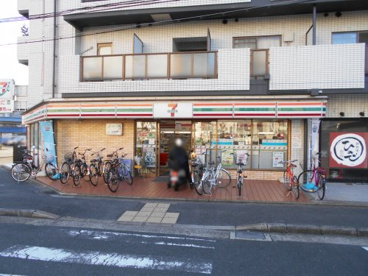 セブンイレブン 西京極駅前店の画像1