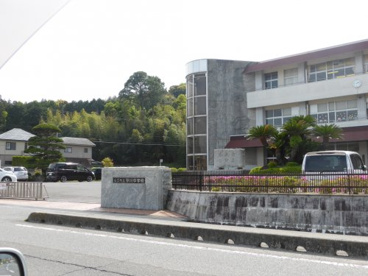 山口市立平川中学校の画像1