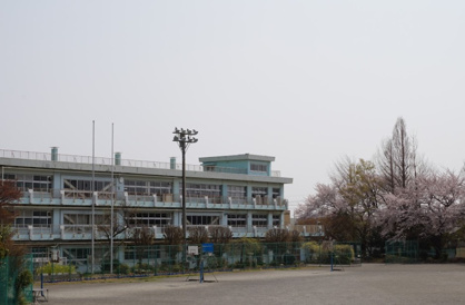 緑ケ丘小学校の画像1