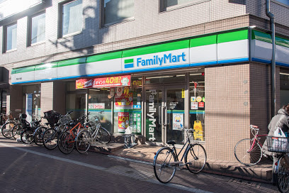 ファミリーマート 雪谷大塚店の画像1